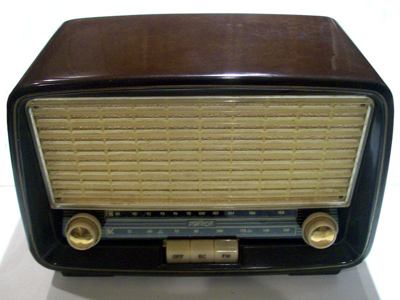 1959 Loewe Opta 5700 Fonovox Export Model 